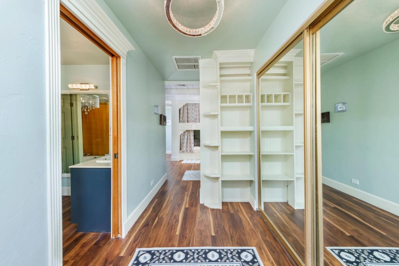 Smart Solution - Individual Private Bed-Pods In Gorgeous Shared Space - Women Only Dorm In Room 5 - Coed House - Full-Sized Mattresses In Individual Pods - With Built-In Private Storage - Gorgeous Shared Room - Affordable Luxury - Sparrow House Phoenix Eksteriør bilde